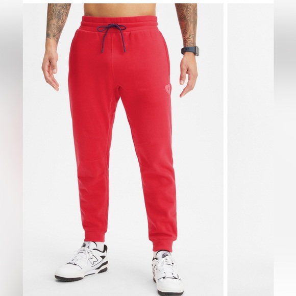 Fabletics Other - Fabletics Go-To jogger in classic cherry candy heart, size medium